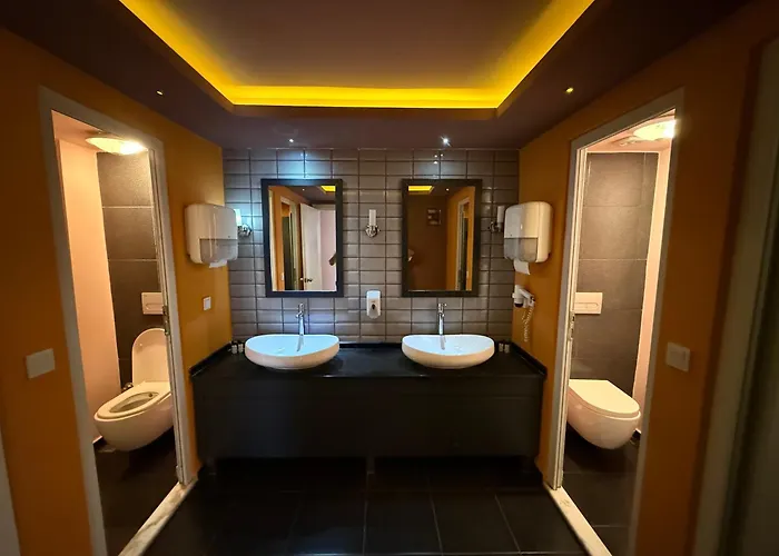 Sakura Hostel