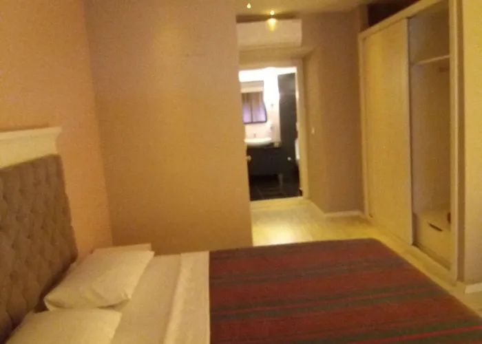Sakura Hostel *