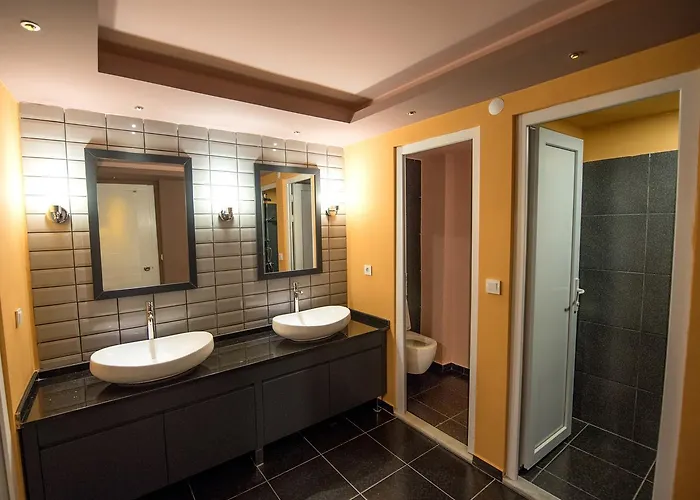 Sakura Hostel