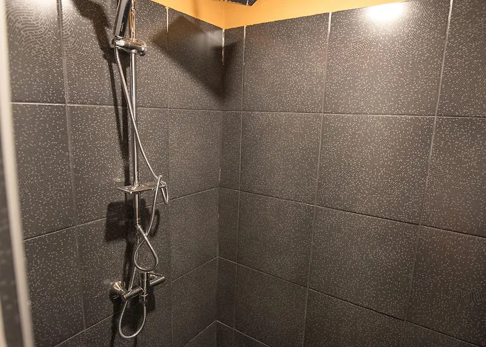 Sakura 旅馆 费特希耶